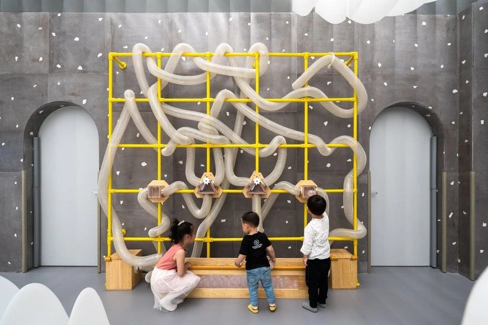 餐饮空间设计丨亲子餐厅--童年记忆中的美好梦境(图18)
